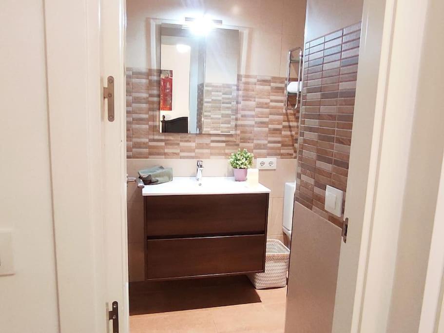 Real Maestranza Suite Sevilla Bagian luar foto